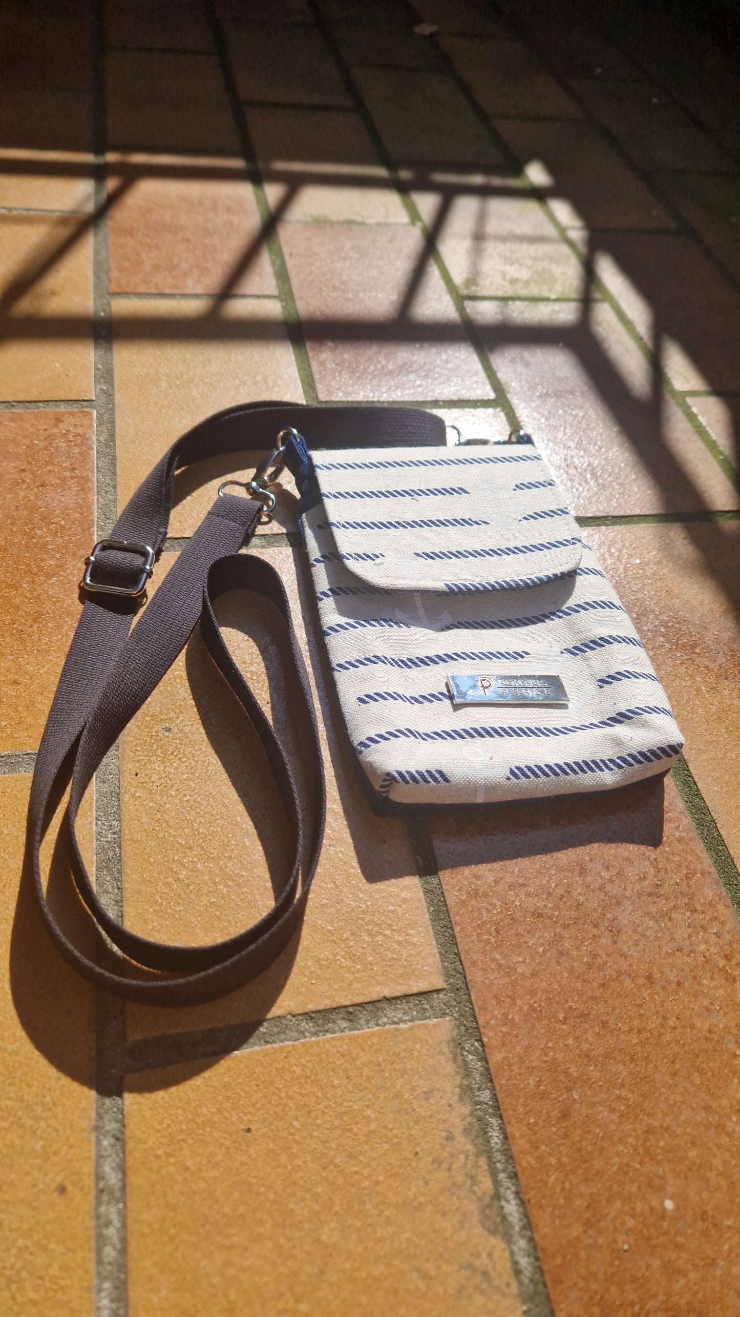 Handytasche zum Umhängen Canvas Anker Natur und Jeansblau