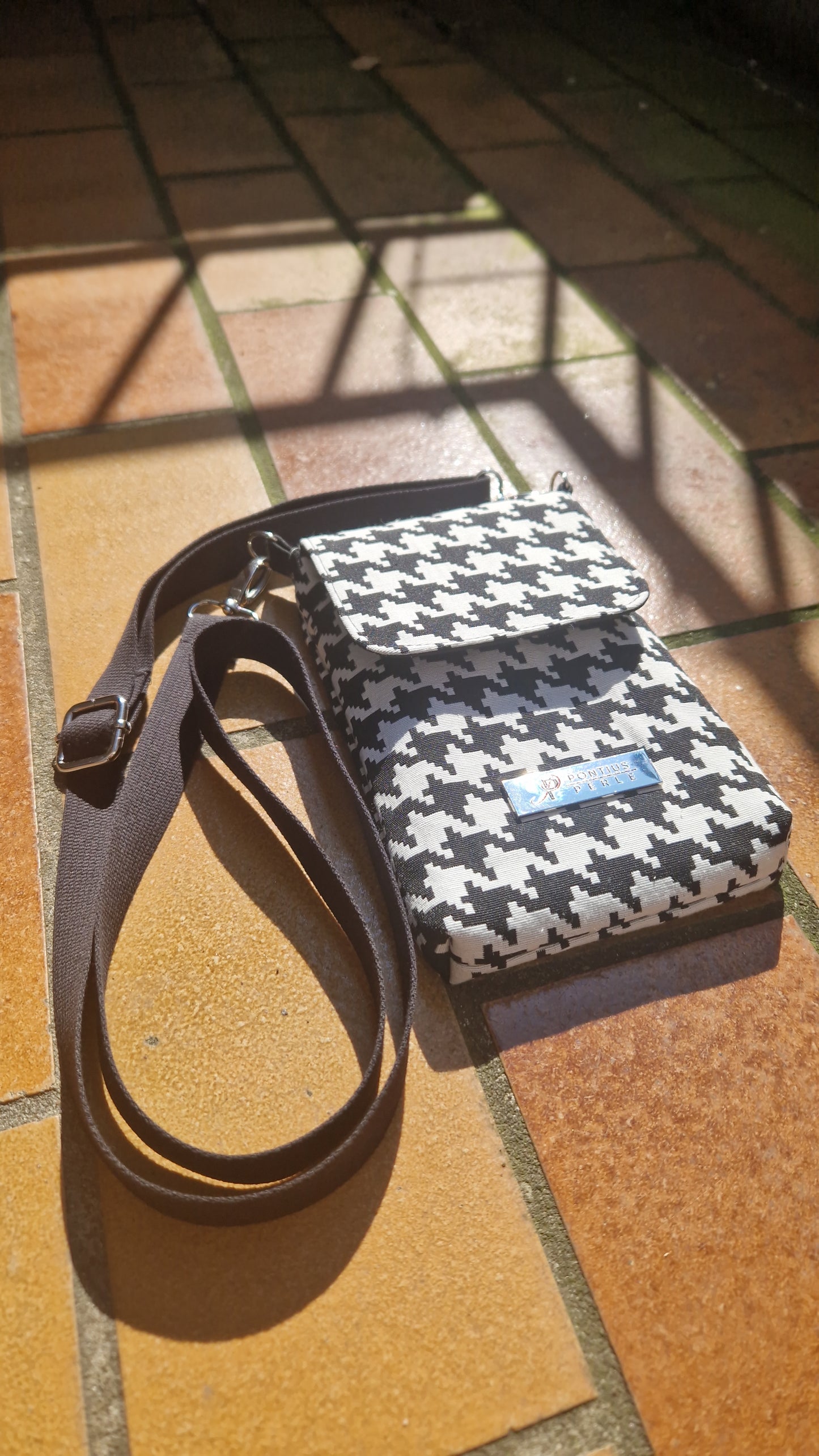 Handytasche zum Umhängen Canvas Hahnentritt