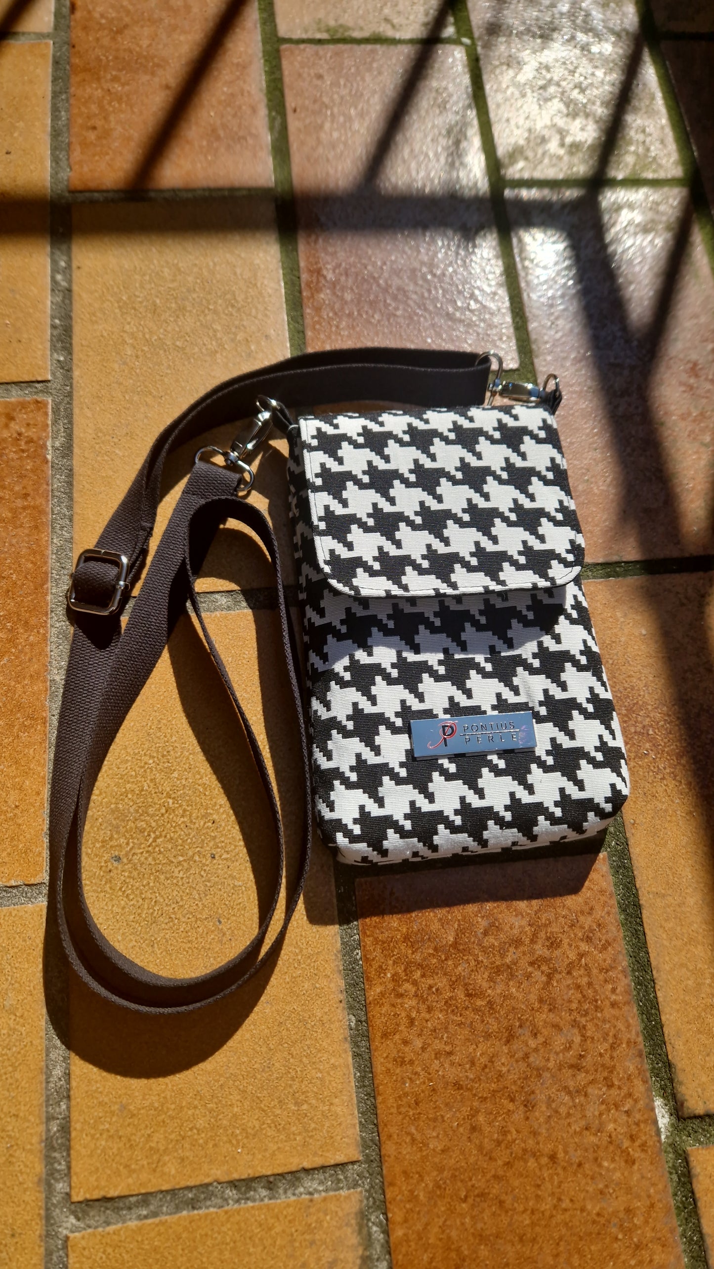 Handytasche zum Umhängen Canvas Hahnentritt