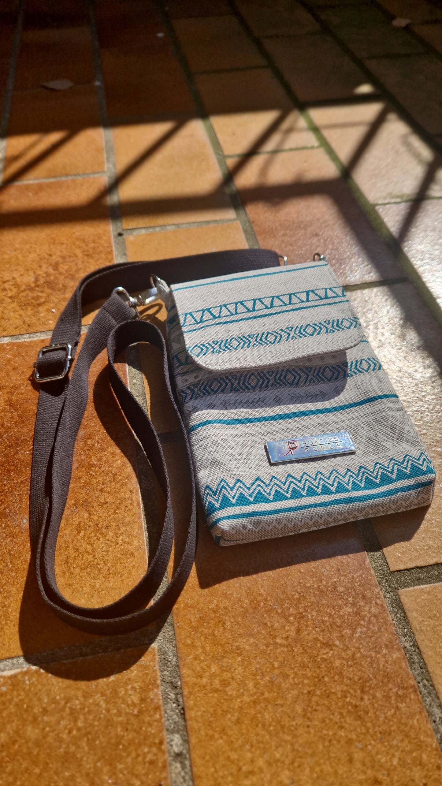 Handytasche zum Umhängen Canvas Streifen Natur und Grün