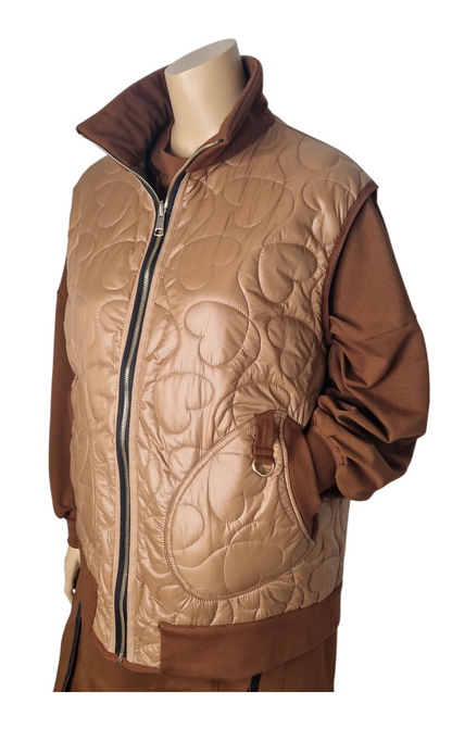 Herz-Steppweste zum Wenden – Leo und Caramel